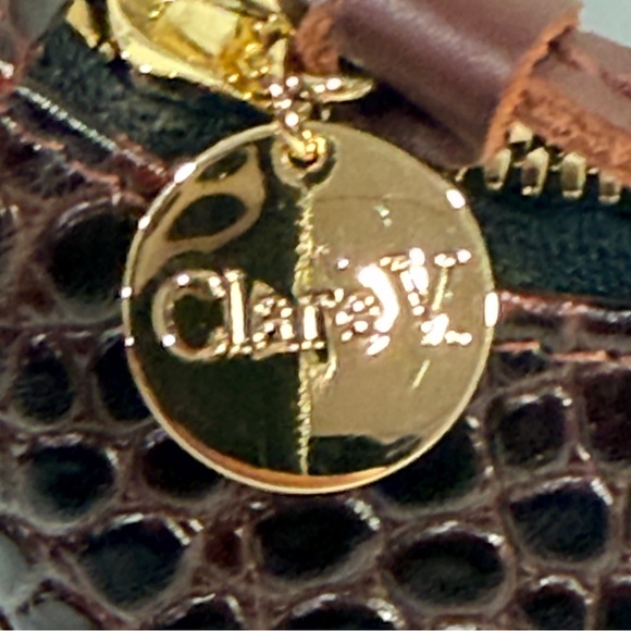 Clare V. Petite Jeanne in Bordeaux Autumn Croco Bucket Bag Embossed Leather - Picture 5 of 13